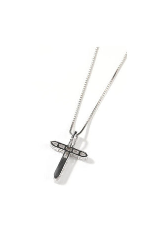 CROSS MY MIND NECKLACE.